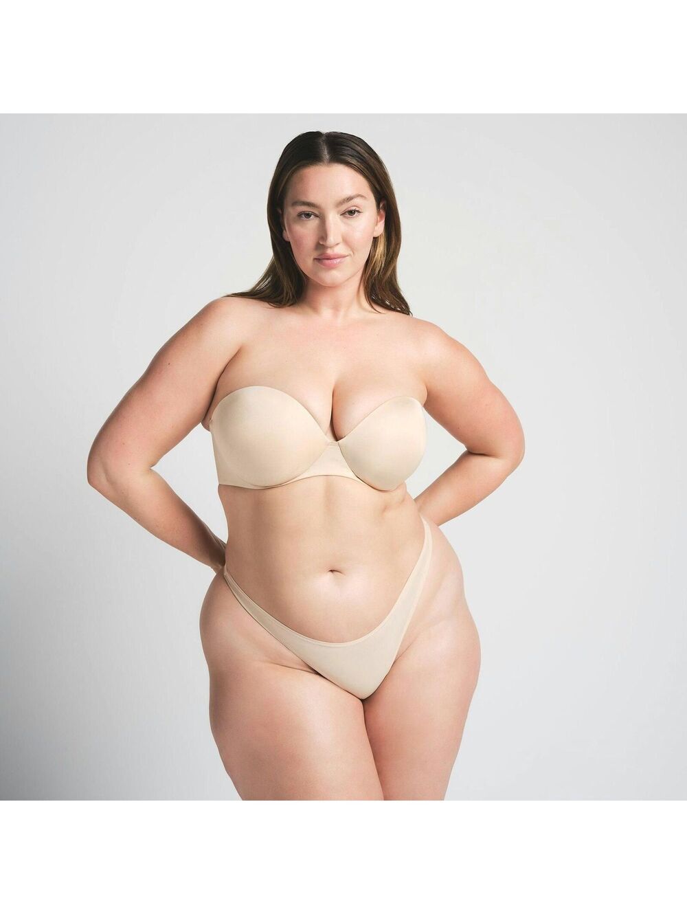 SKIMS NWT Ultimate Push-Up Strapless Bra - Size 34B